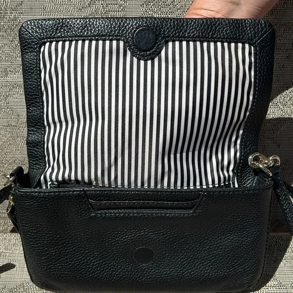 ✨ Kate Spade Cobble Hill Taryn Black Purse - Picture 4 of 7